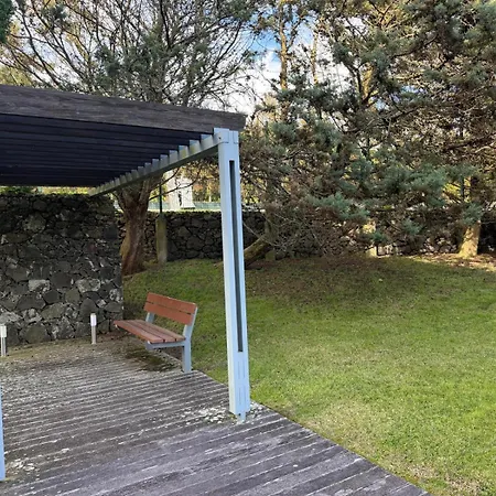 Azores Lava T3 شقة *